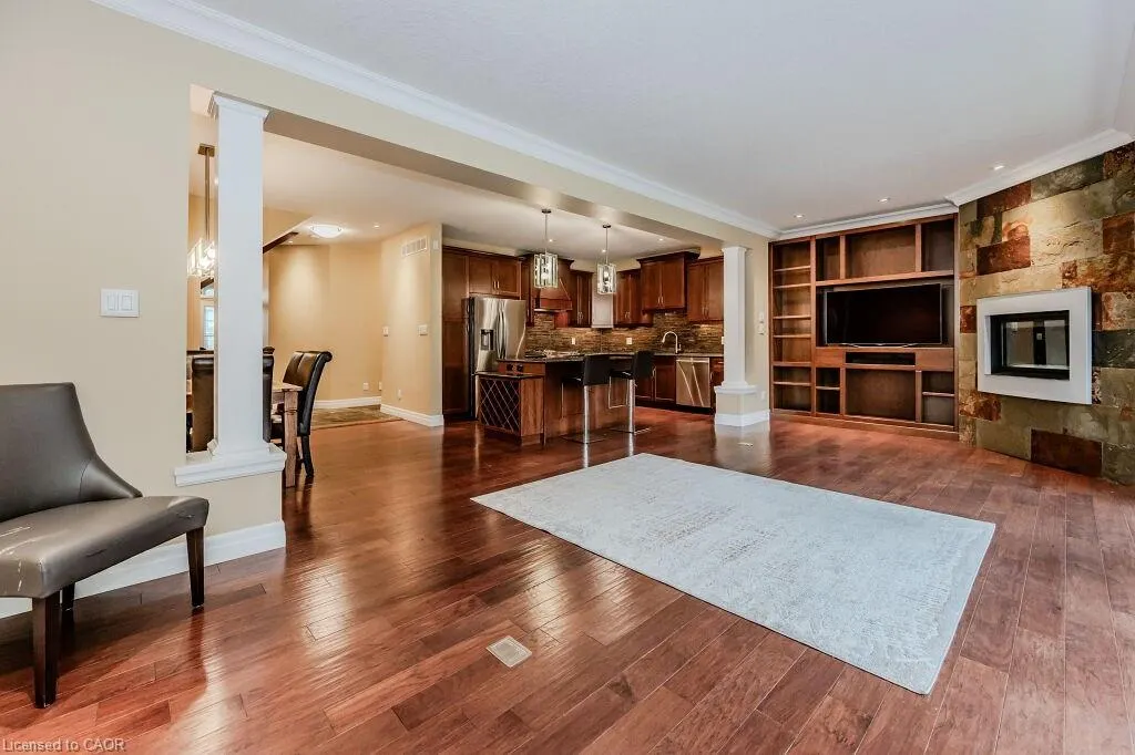 435 Winchester Drive, #14