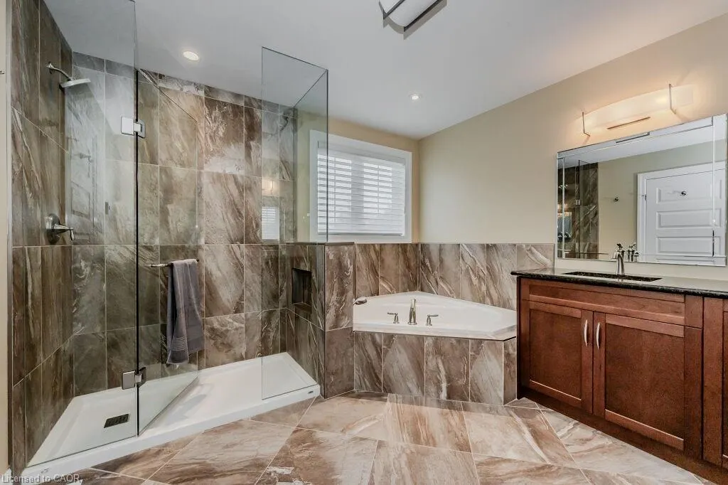 435 Winchester Drive, #14