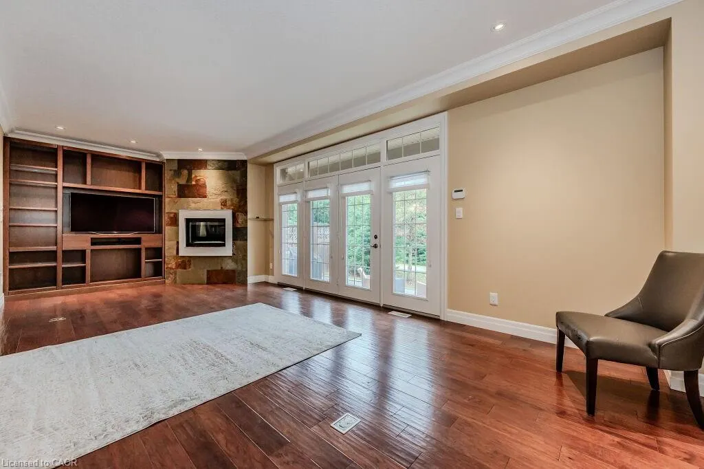 435 Winchester Drive, #14