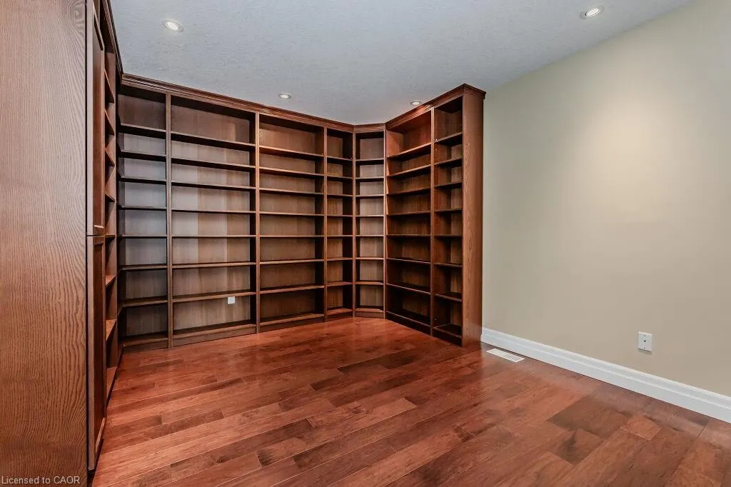 435 Winchester Drive, #14