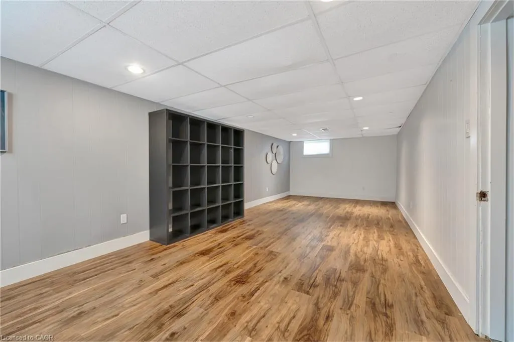 254 Pinewood Place