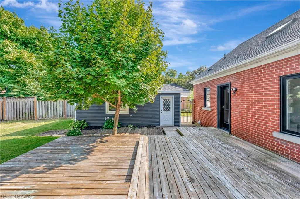 254 Pinewood Place