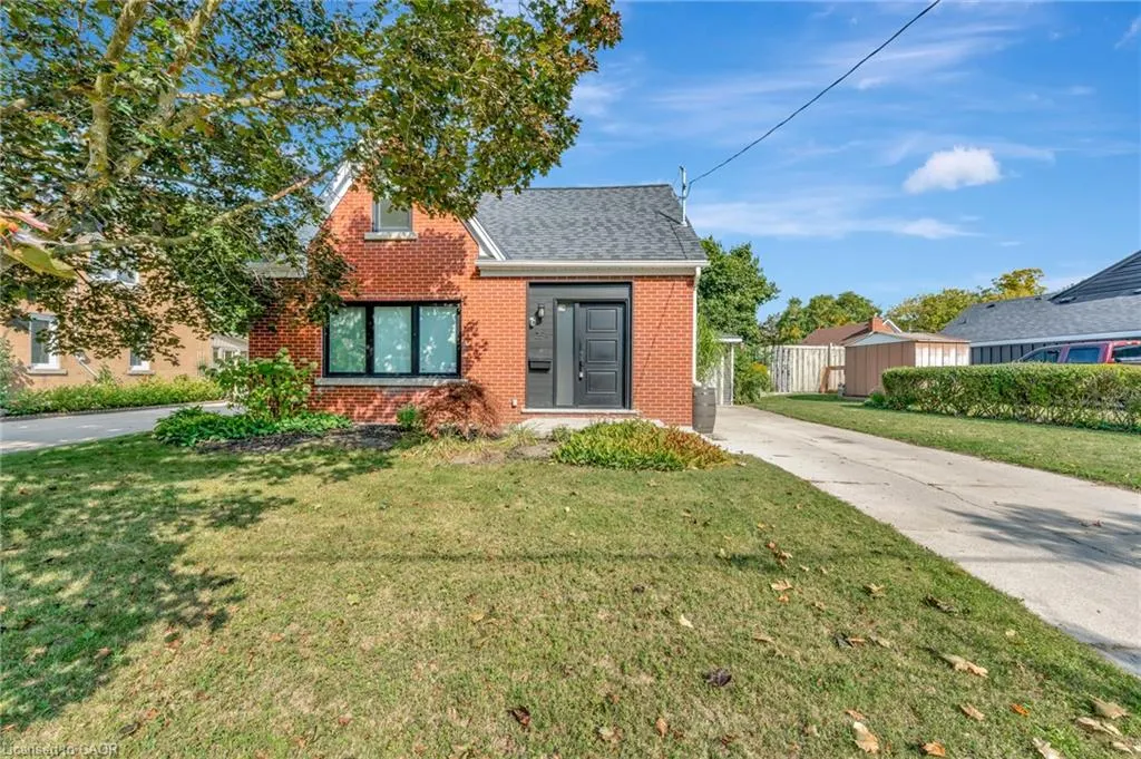 254 Pinewood Place