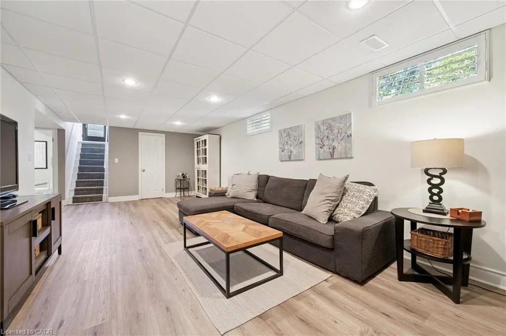 12 Carter Drive