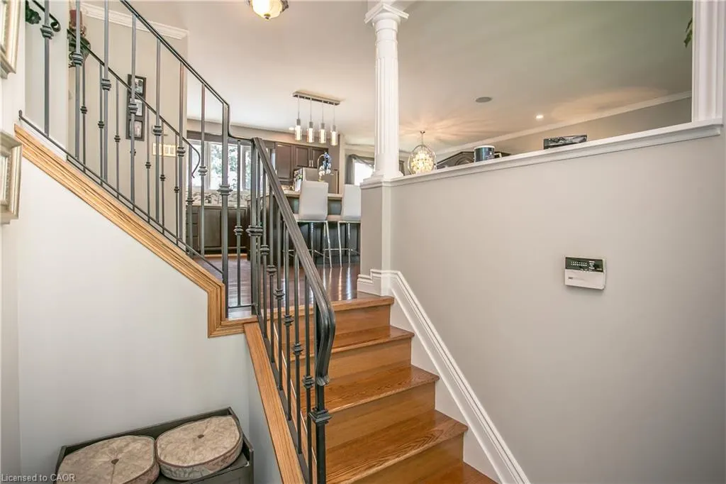 2422 Ventura Drive