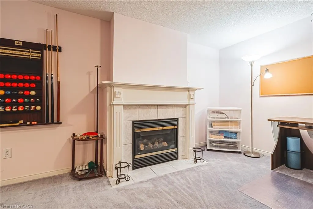 81 Jacqueline Boulevard