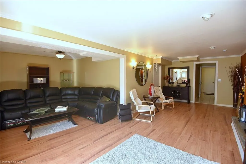 39 Markson Crescent