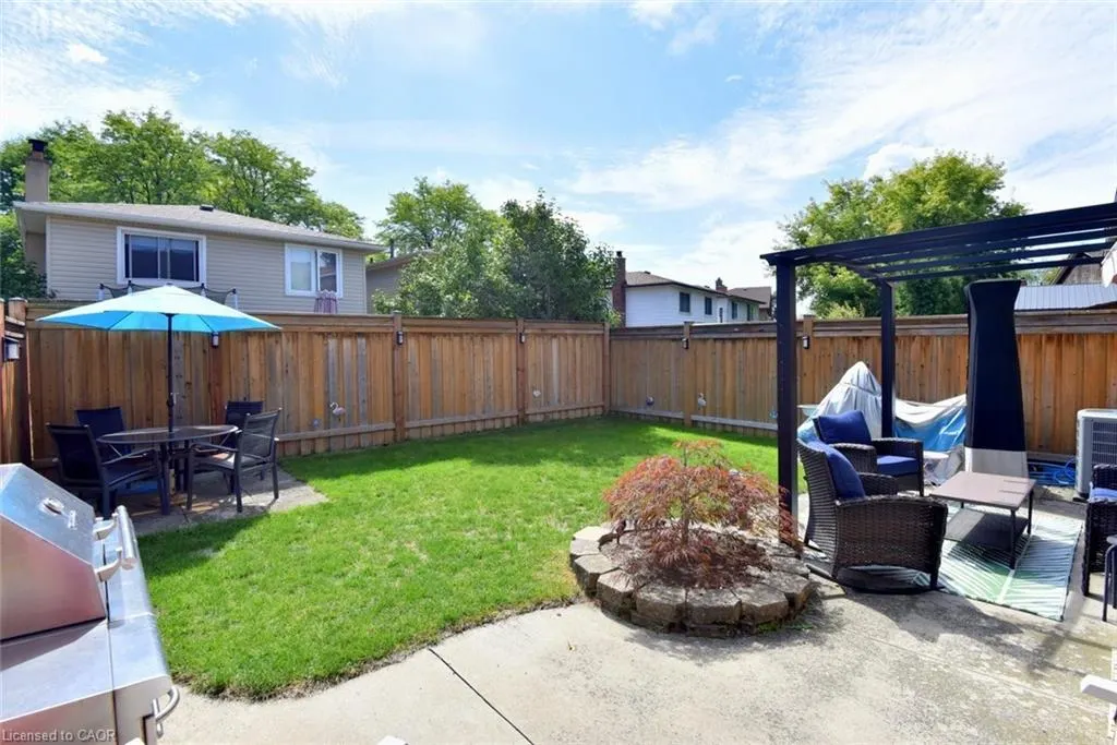 39 Markson Crescent