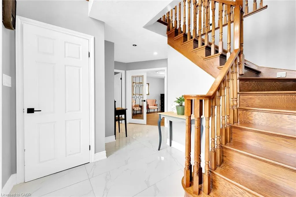 25 Highbury Drive
