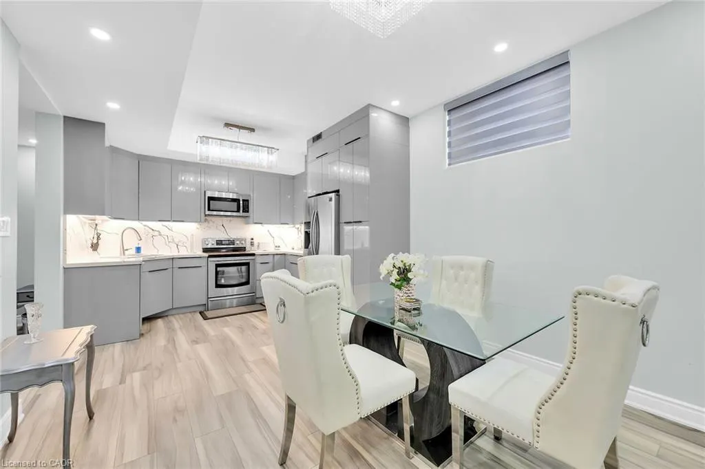 25 Highbury Drive