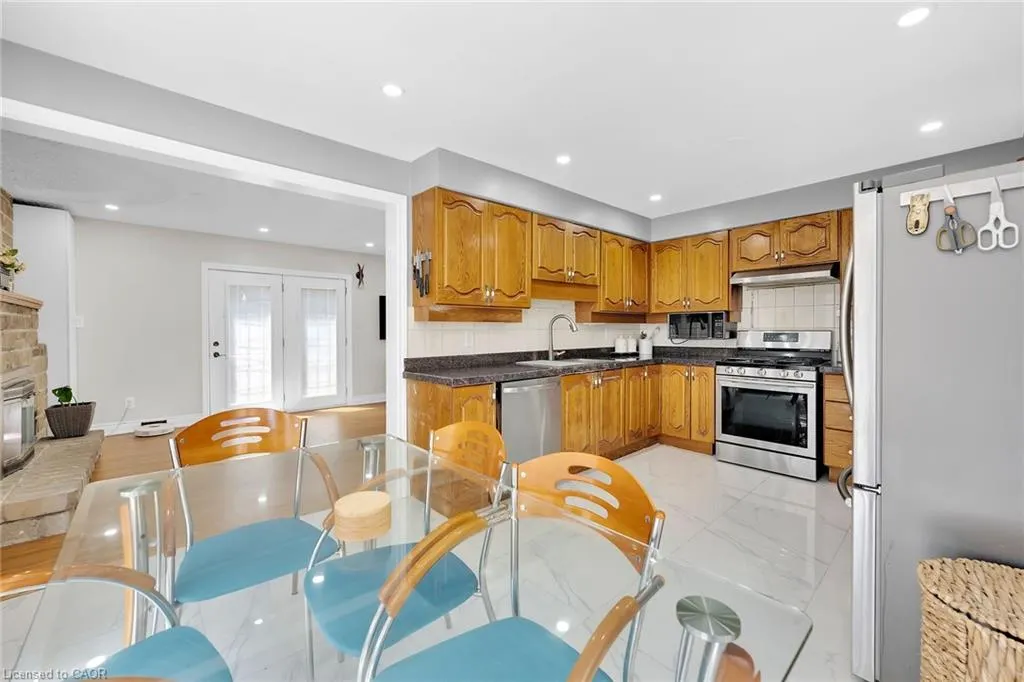 25 Highbury Drive