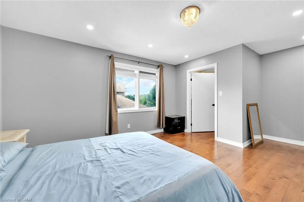 25 Highbury Drive