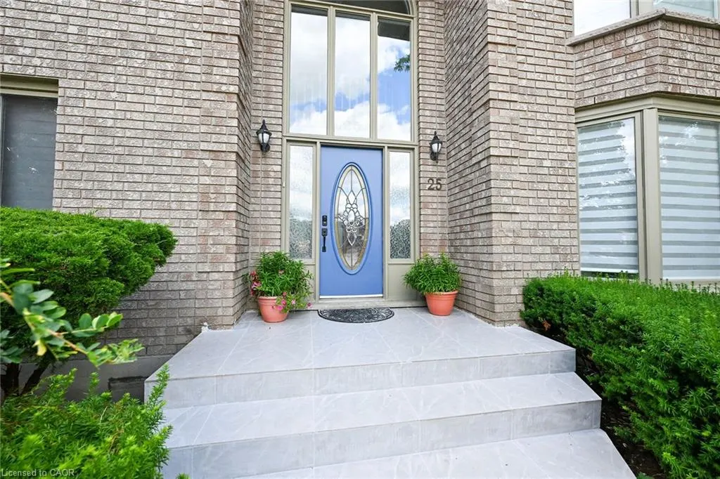 25 Highbury Drive