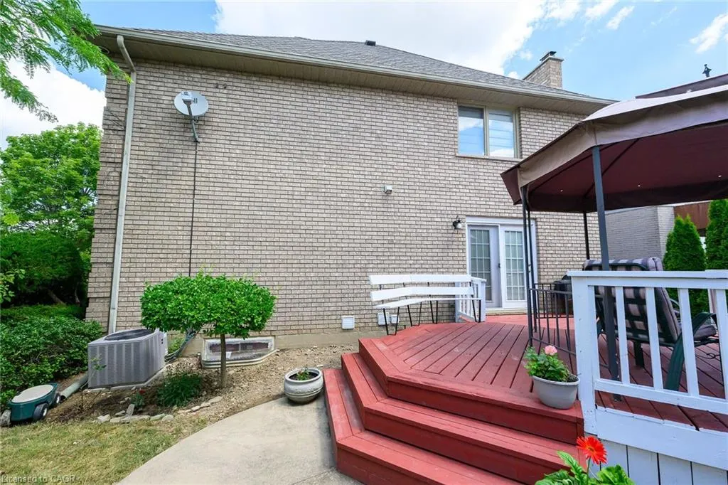 25 Highbury Drive