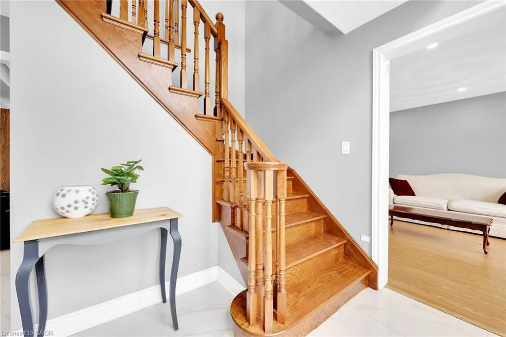25 Highbury Drive
