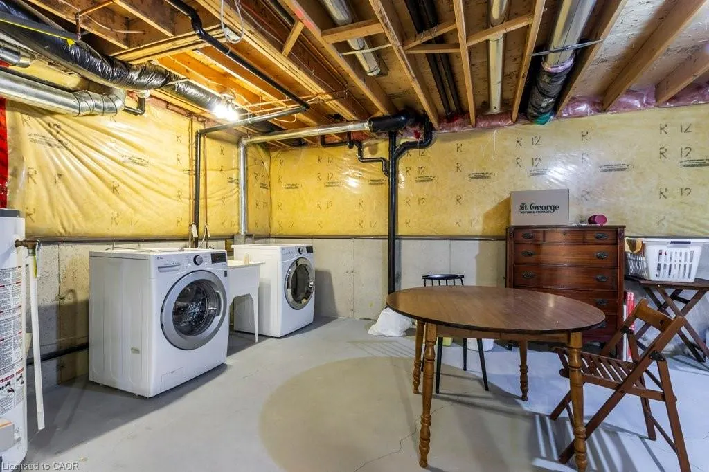 2141 Caroline Street, #8