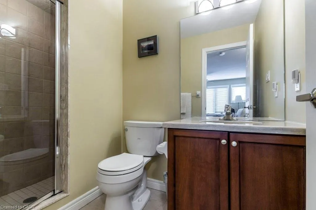 2141 Caroline Street, #8