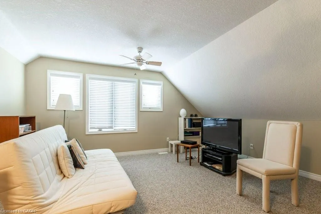 2141 Caroline Street, #8