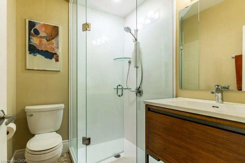 2141 Caroline Street, #8