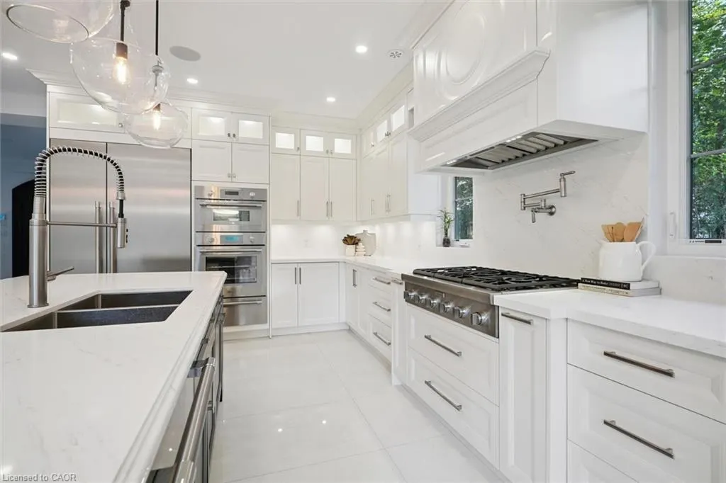 452 Rothesay Place