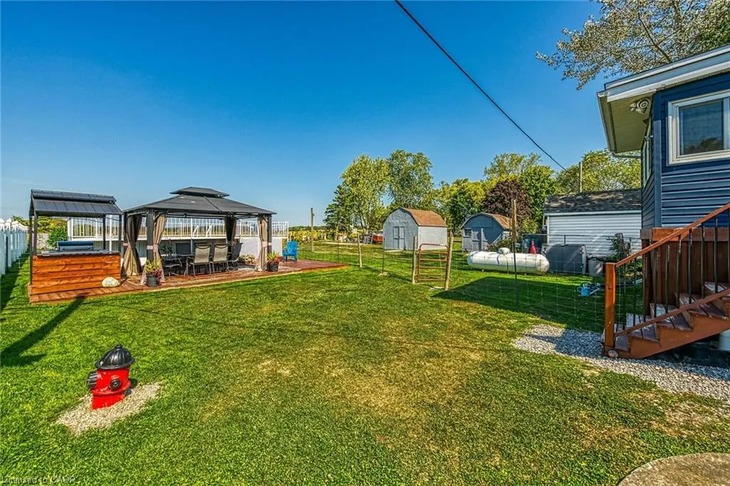 1645 Lakeshore Road