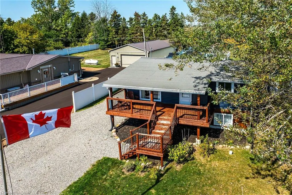 1645 Lakeshore Road