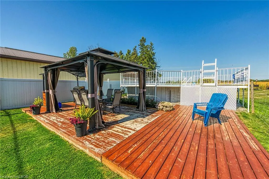 1645 Lakeshore Road