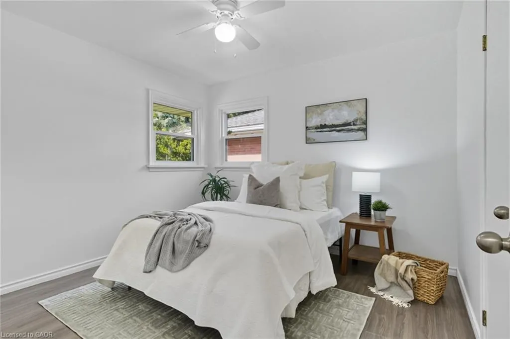 27 Broadmoor Avenue
