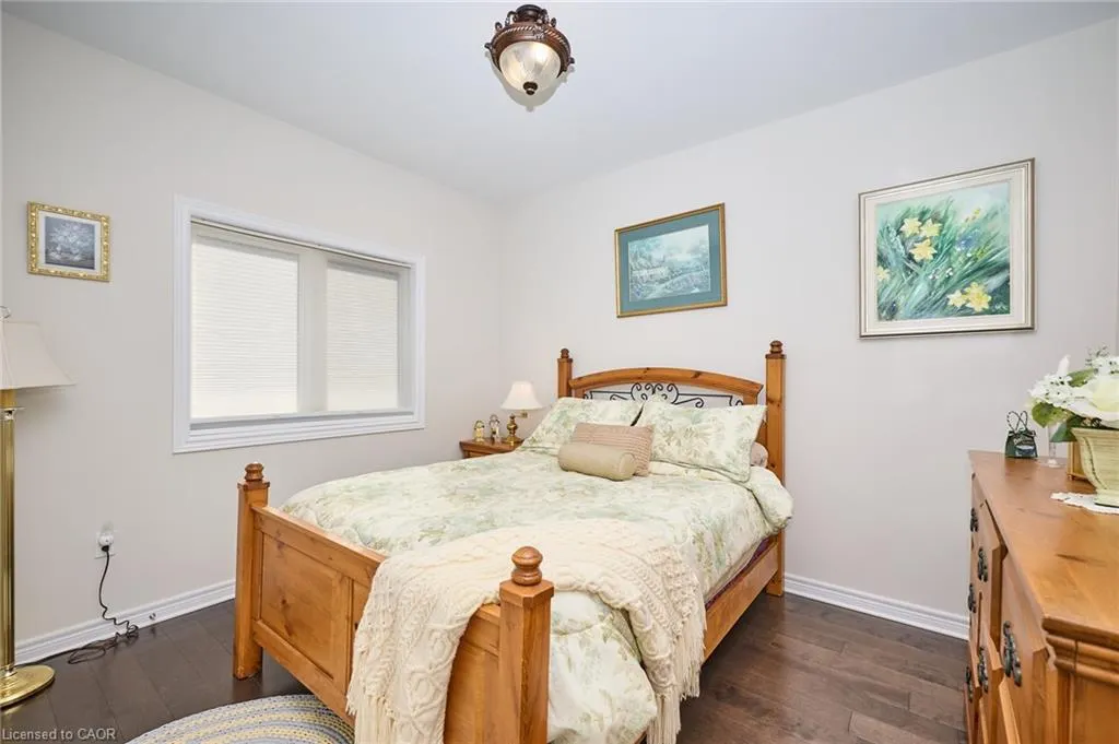 49 Postma Drive