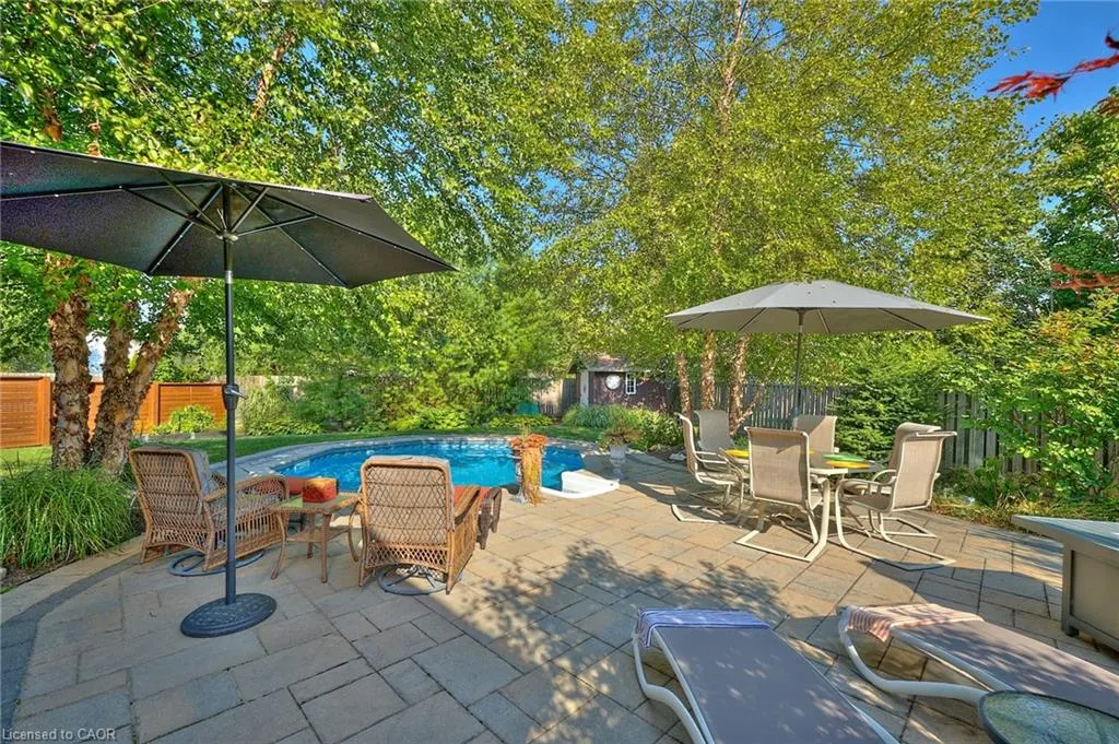 49 Postma Drive