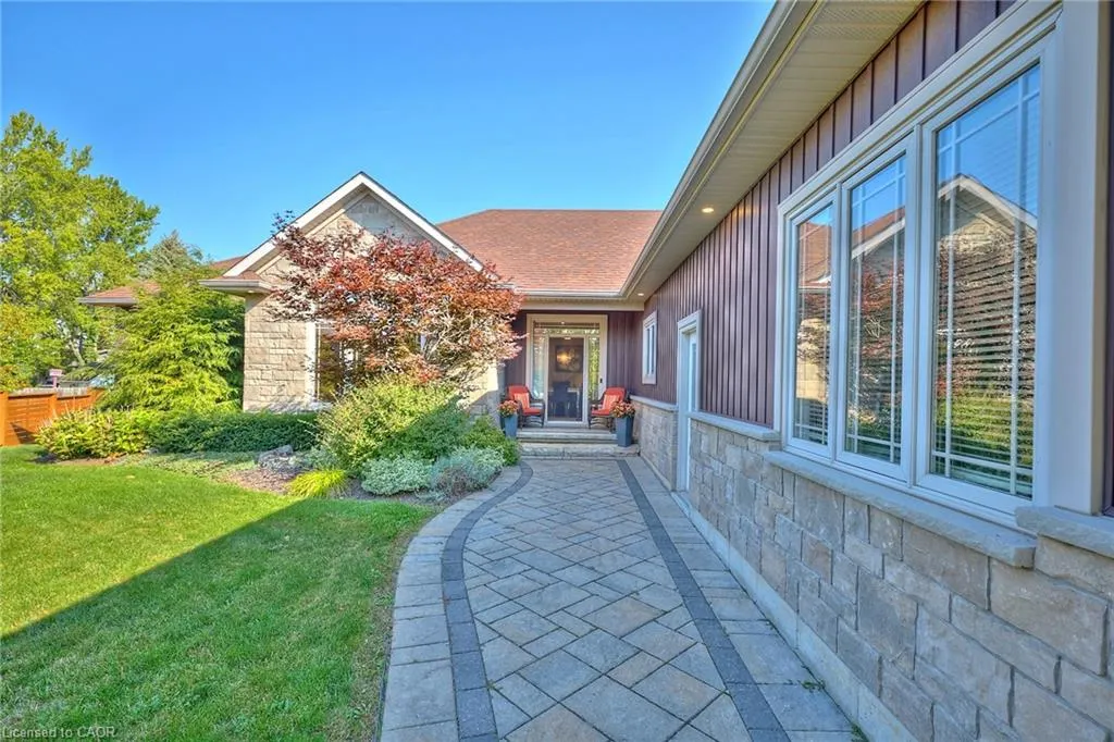 49 Postma Drive