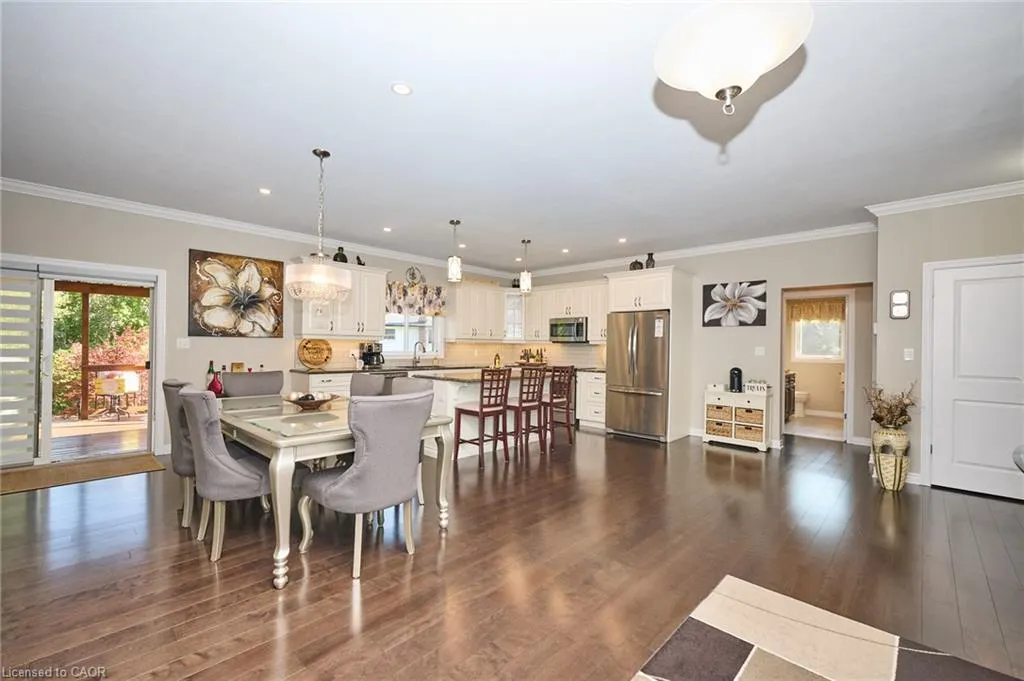 49 Postma Drive