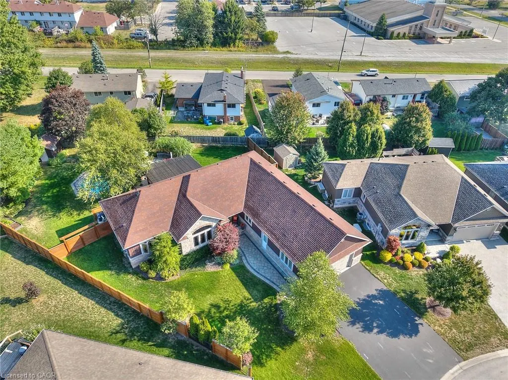49 Postma Drive