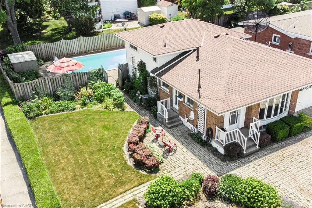 86 Ranchdale Drive