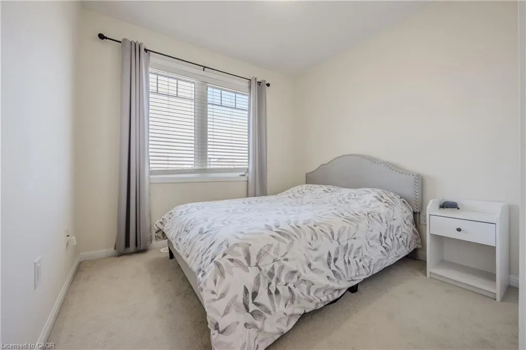 568 Attenborough Terrace