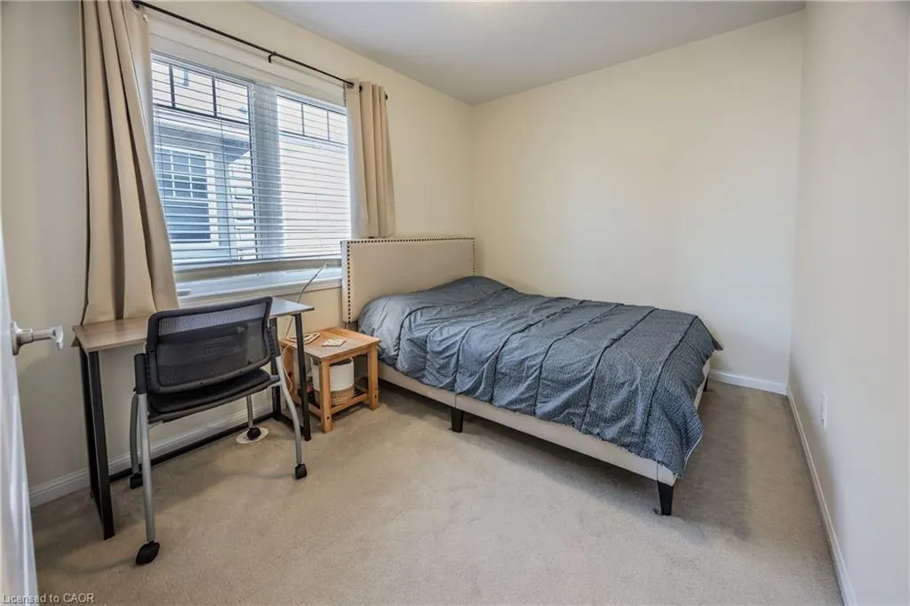 568 Attenborough Terrace