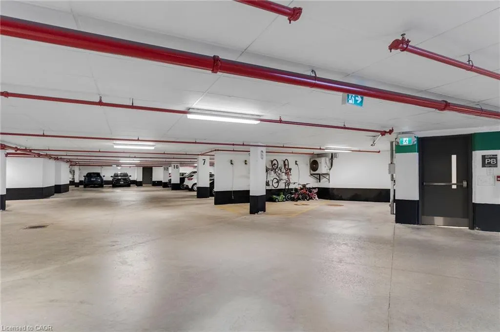 110 Fergus Avenue, #211