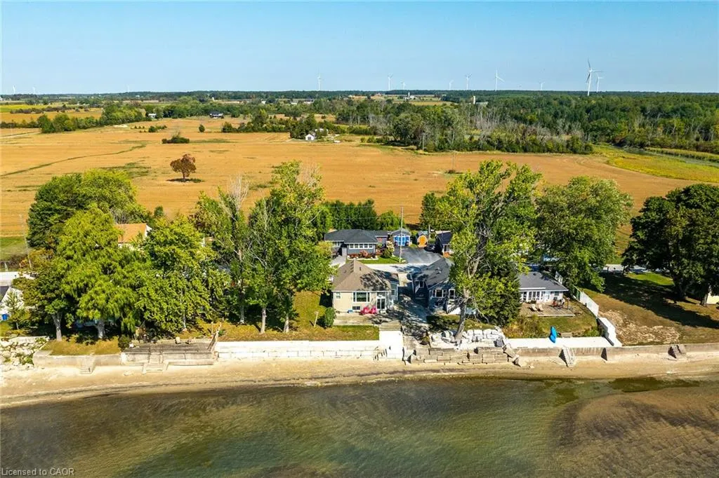 2011 Lakeshore Road