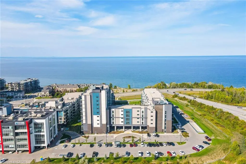 16 Concord Place, #402