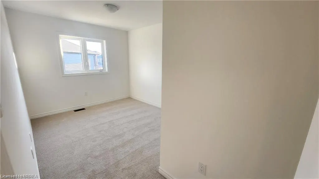 62 Macklin Street