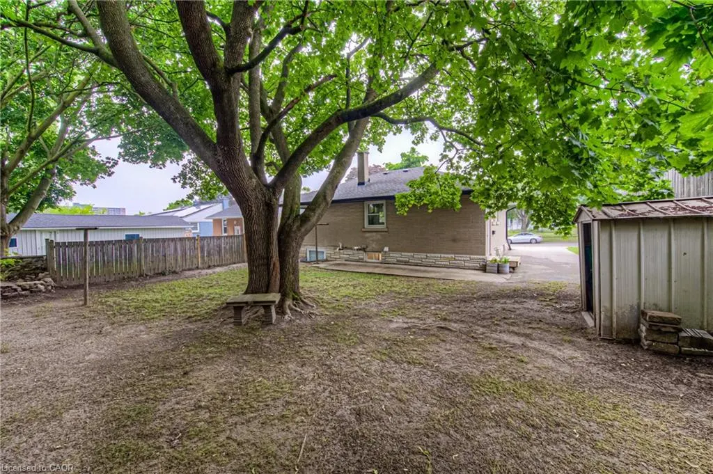 98 Harber Avenue