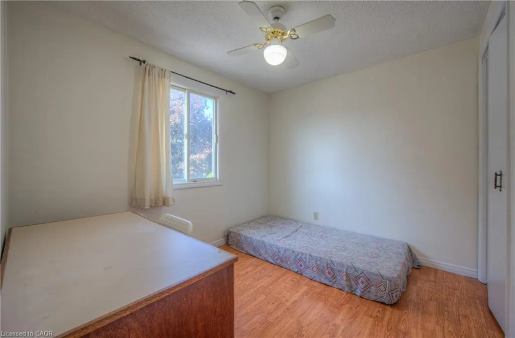 15 Glendan Court