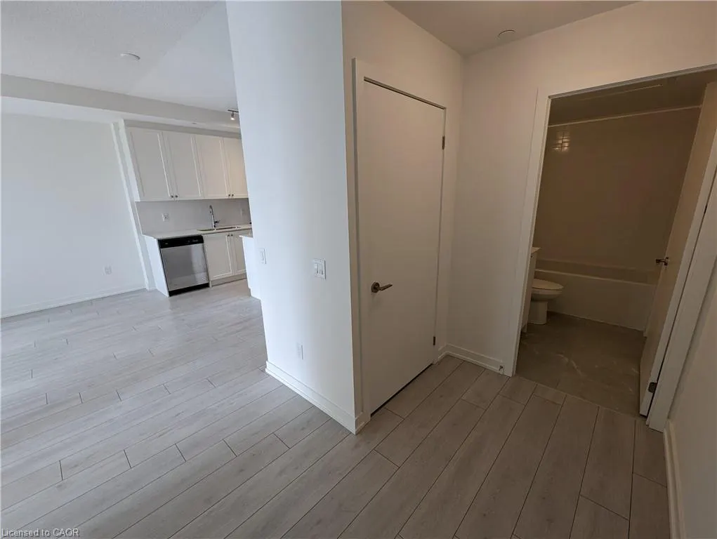 55 Duke Street W, #317