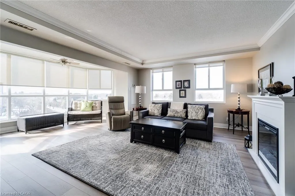 5280 Lakeshore Road, #801