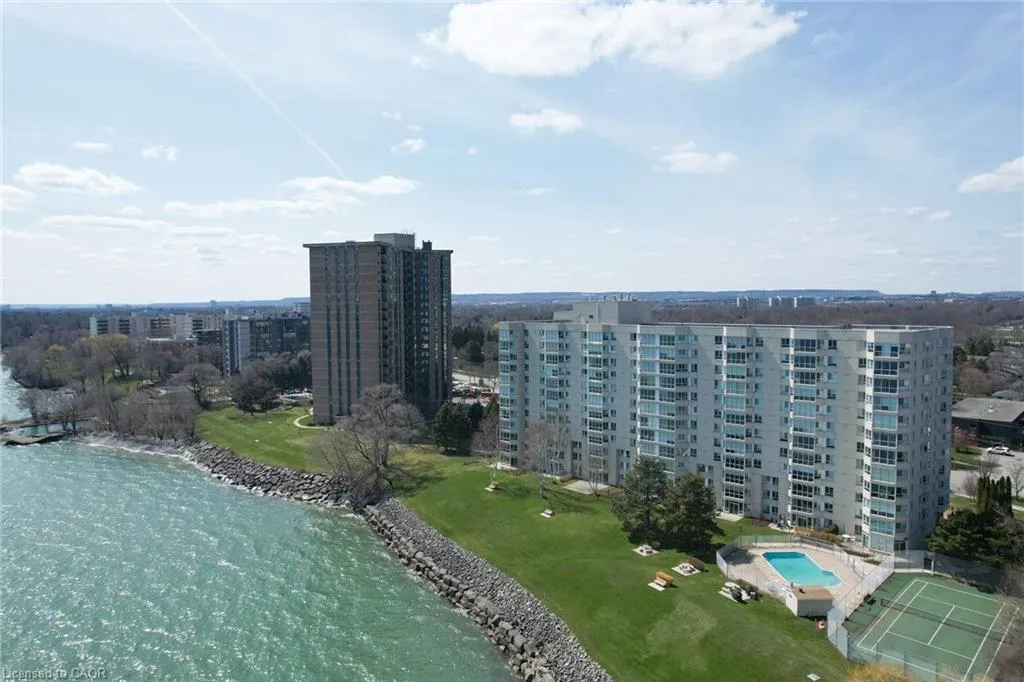 5280 Lakeshore Road, #801