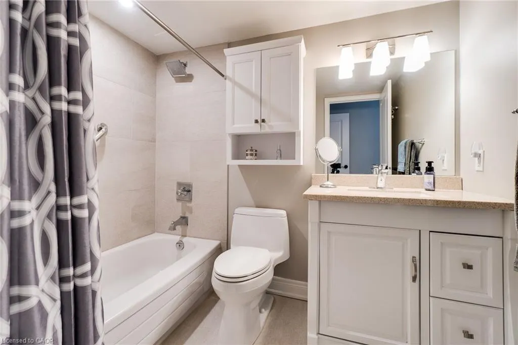 5280 Lakeshore Road, #801