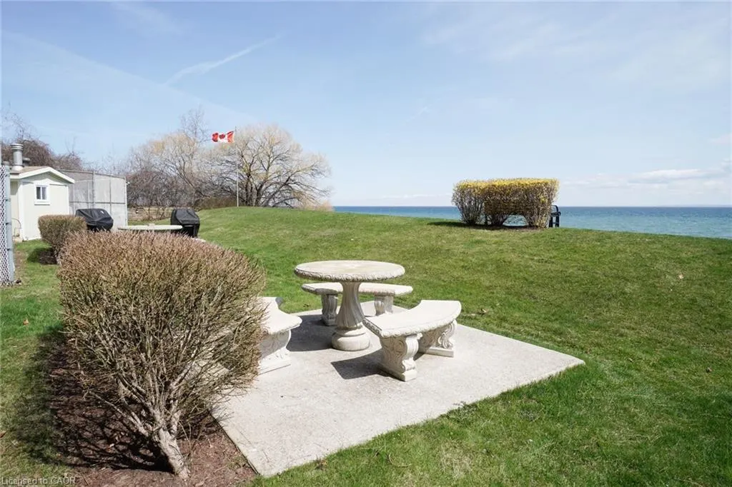 5280 Lakeshore Road, #801