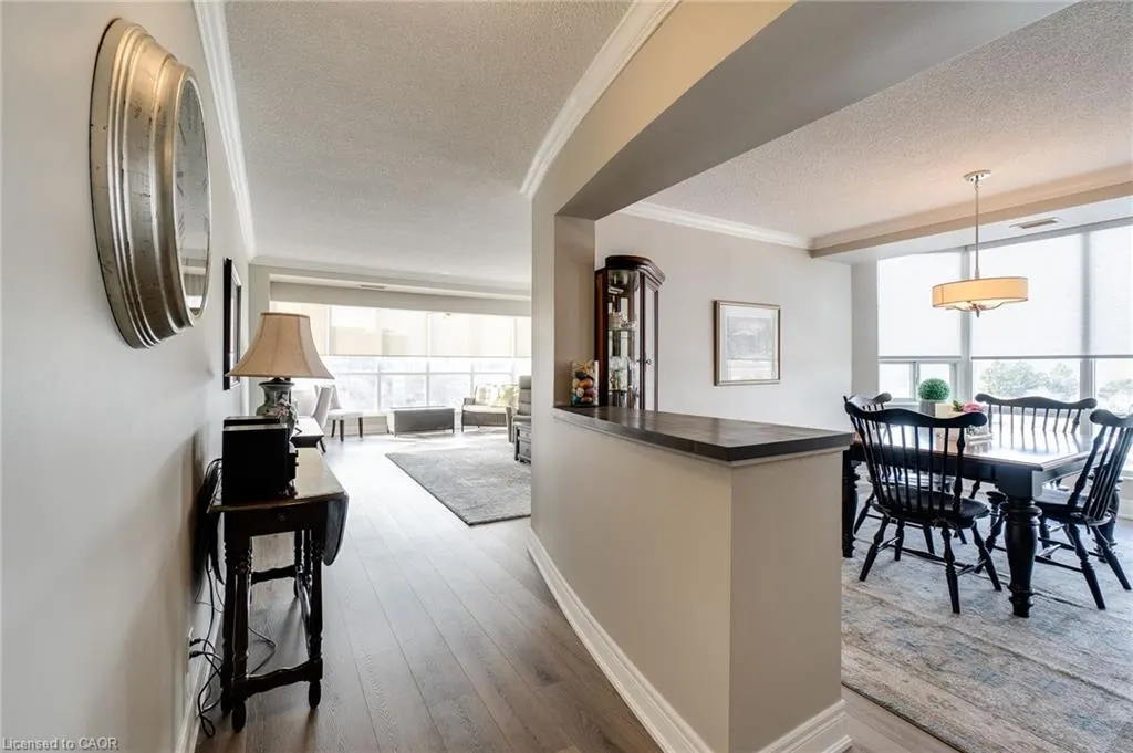 5280 Lakeshore Road, #801