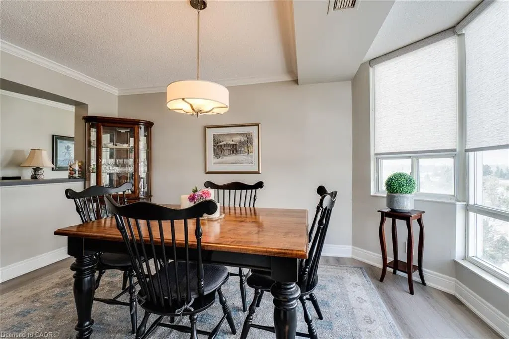 5280 Lakeshore Road, #801
