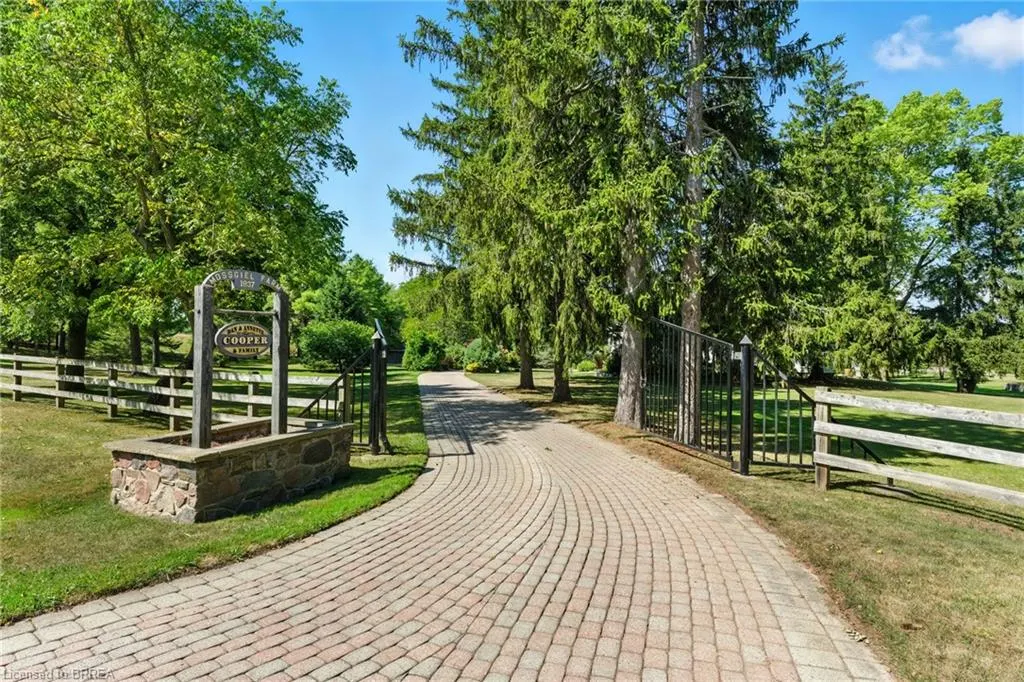 143 East River Road